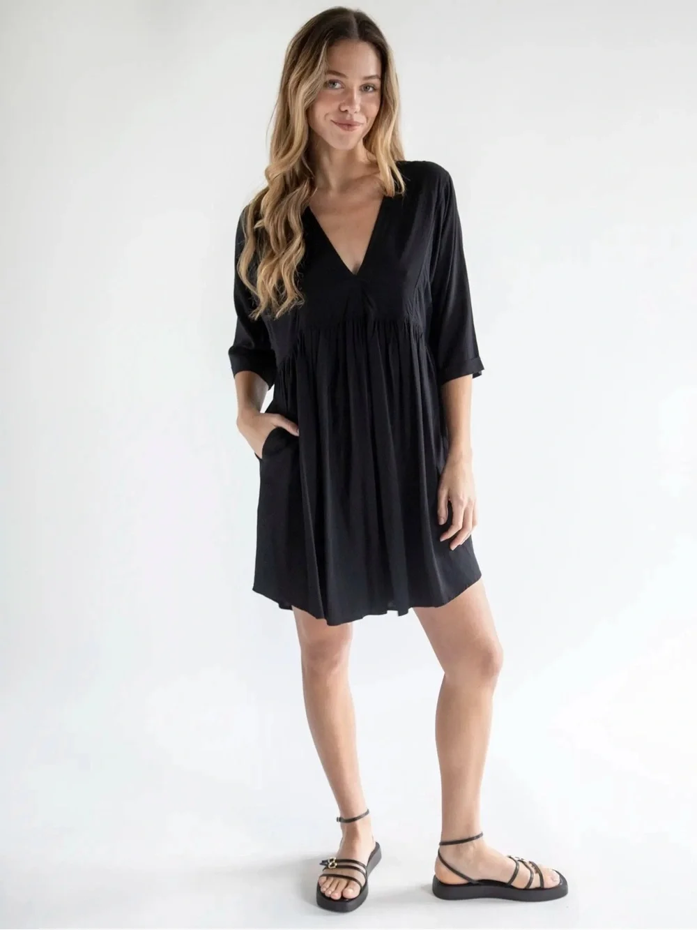 NATURAL LIFE / black Stella v-neck babydoll short sleeve boho dress / M
